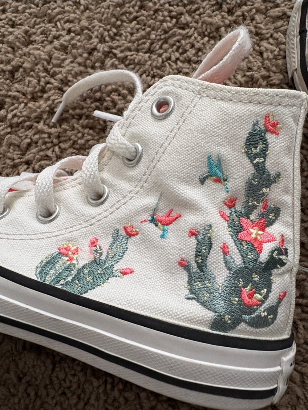 Converse Kids White High-Top Sneakers with Multicolor Floral Embroidery - Picture 6 of 7
